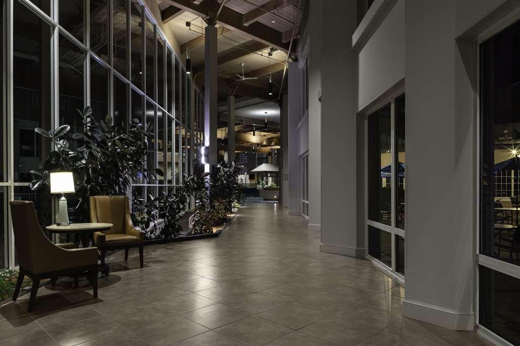 Doubletree By Hilton Hotel Burlington Vermont Dalaman gambar
